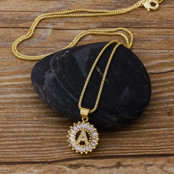 💎✨ White Gold Crystal Initial Necklace - Picture 5 of 8